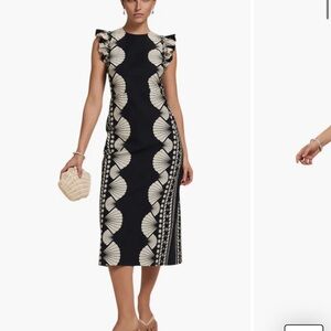 Chic Navy and Cream Shell Pattern Midi Dress